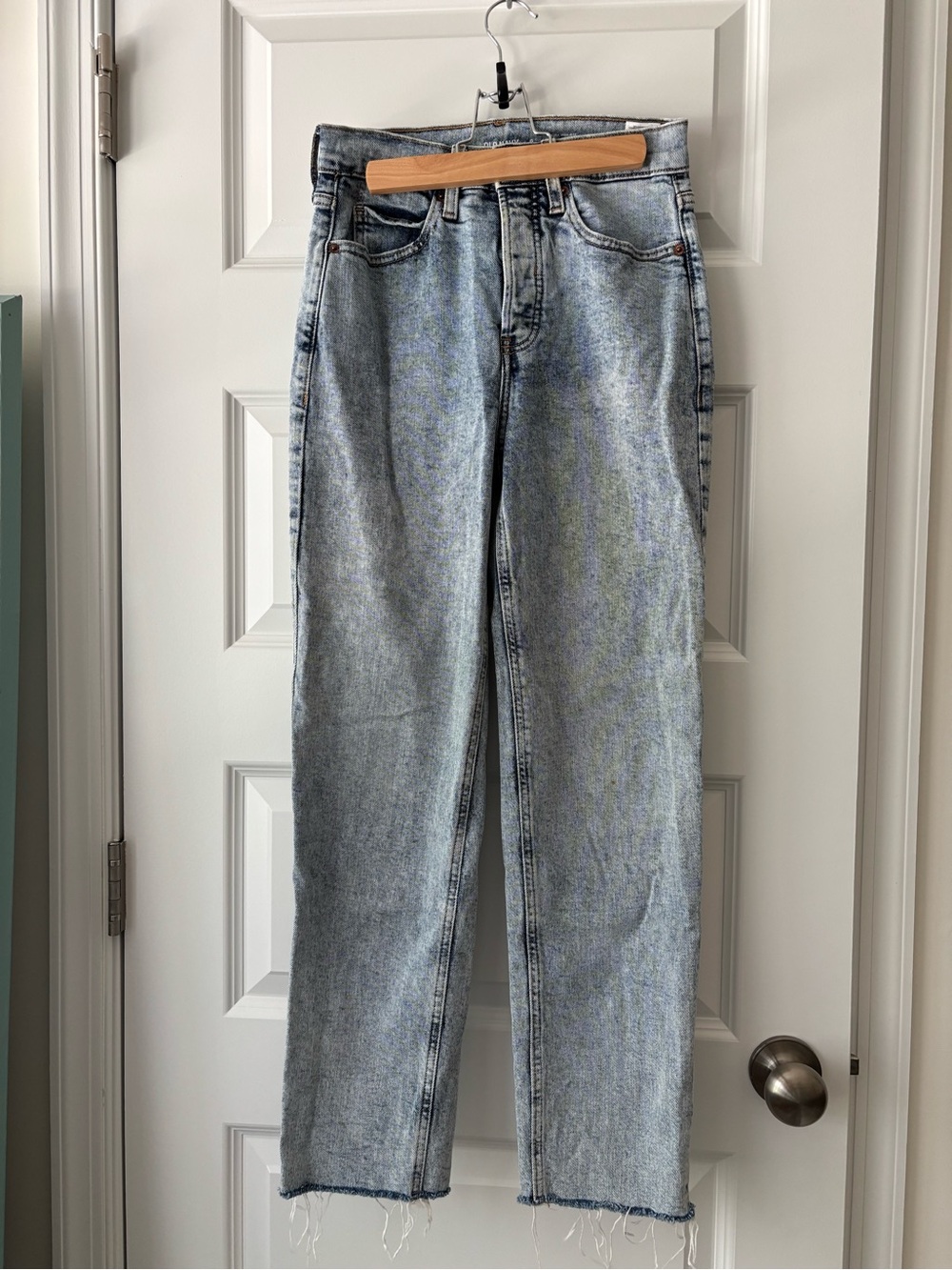 Old Navy Extra High-Rise Sky-Hi Straight Jeans Size 0